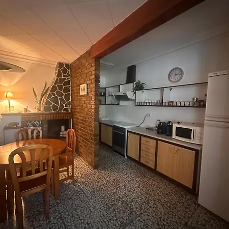 Holiday home Cal Guineu *
